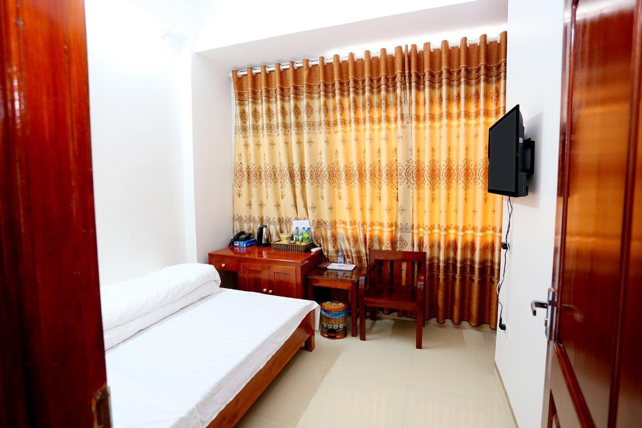 Anh Tu Hotel Ha Giang Bagian luar foto